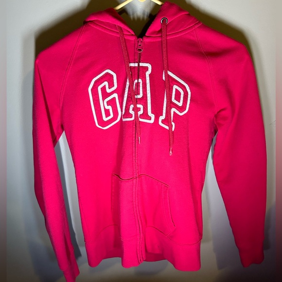 pink Gap sweater - Picture 1 of 2